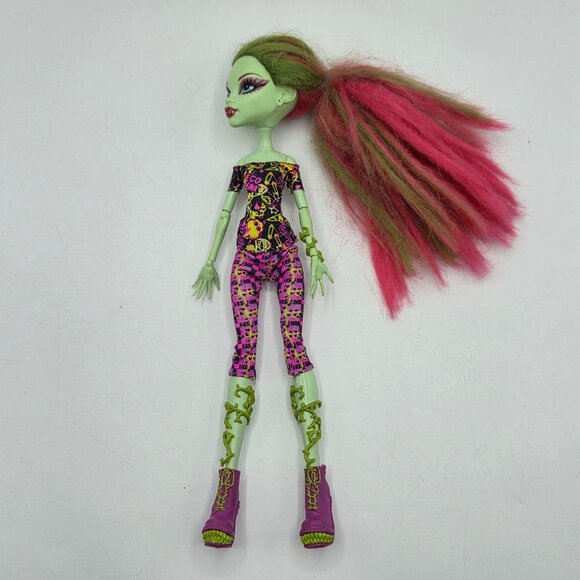 OG Monster High Venus McFlytrap 2009 Doll With Denim Jacket - Picture 7 of 8